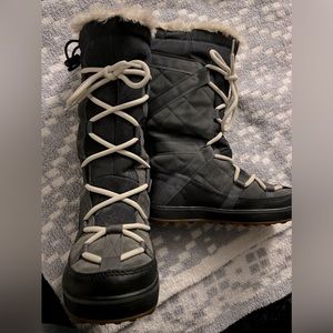 Sorel tall waterproof winter boots. Women’s 6.5